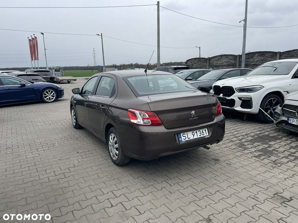 Peugeot 301 1.2 VTi/Pure Tech Active - 4
