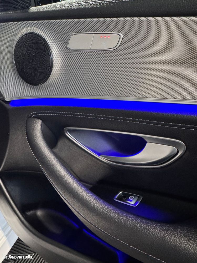 Mercedes-Benz E 300 de AMG Line - 31