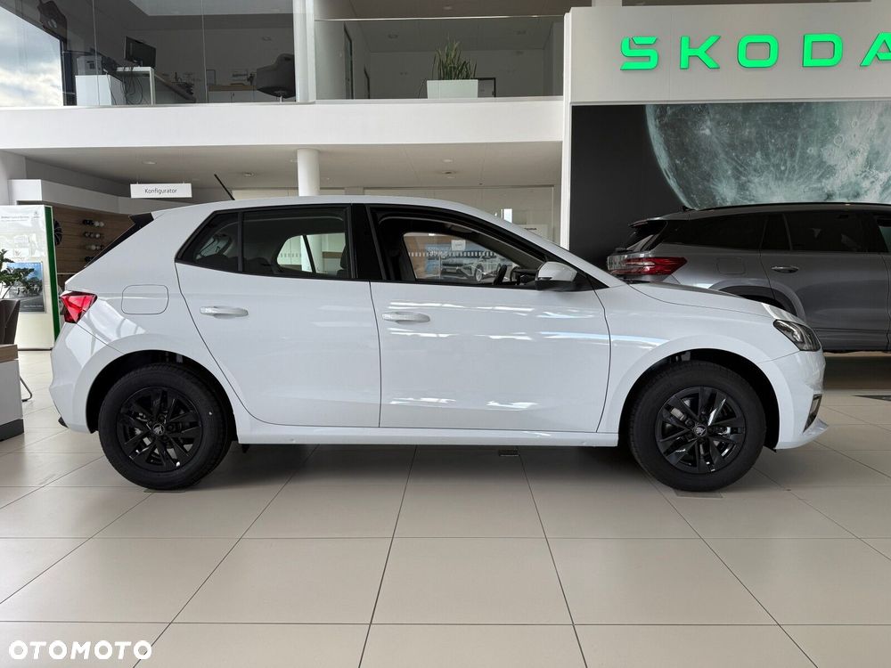 Skoda Fabia - 8