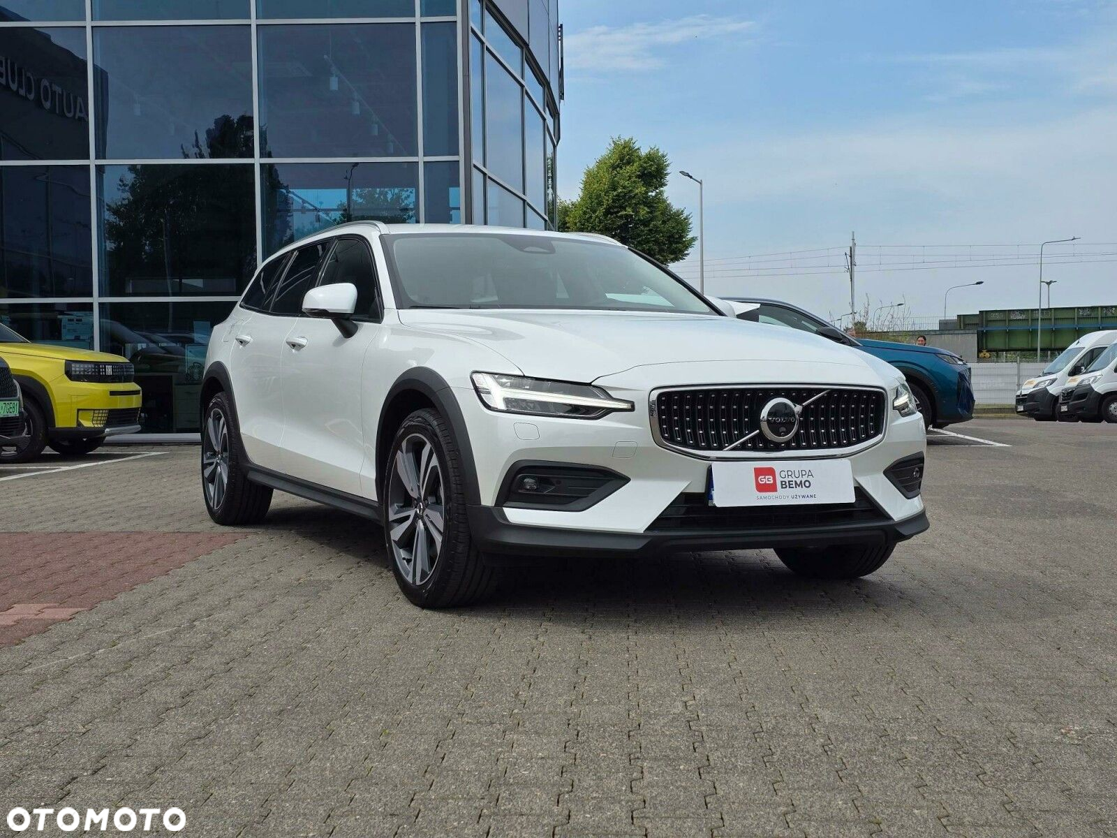 Volvo V60 Cross Country Plus B5 B AWD - 8
