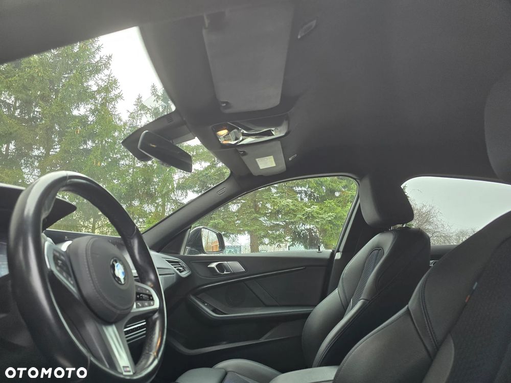 BMW Seria 2 218i M Sport - 29