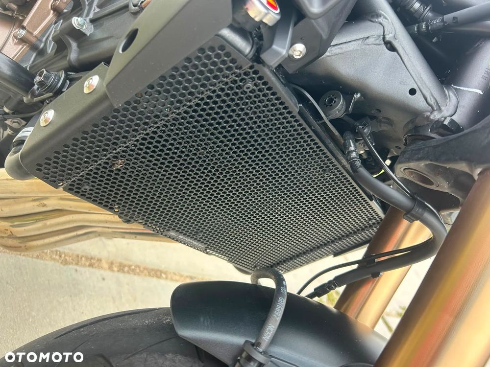 Honda CB - 11