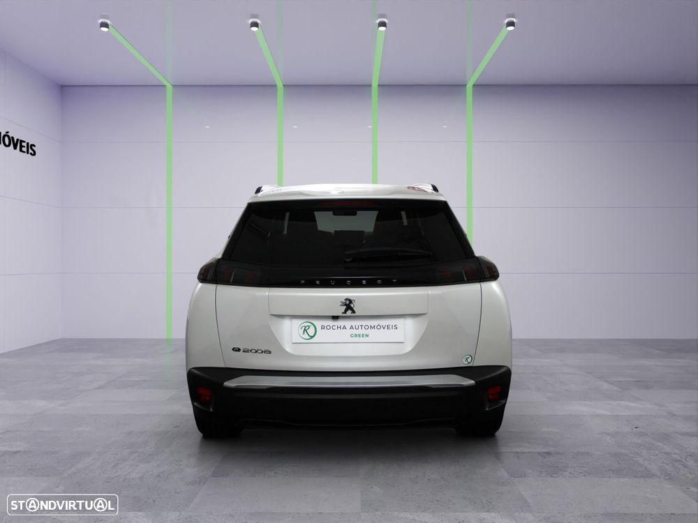 Peugeot e-2008 50 kWh Allure - 4