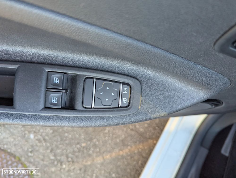 Renault Zoe (c/ Bateria) Limited 50 - 21