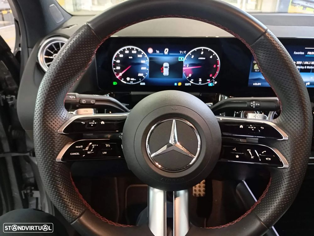 Mercedes-Benz GLA 180 d AMG Line - 16