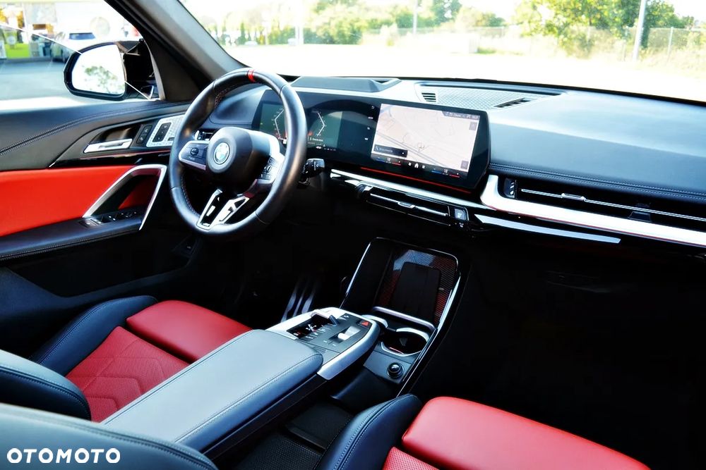 BMW X1 - 24