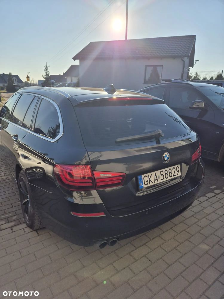 BMW Seria 5 520d xDrive - 5