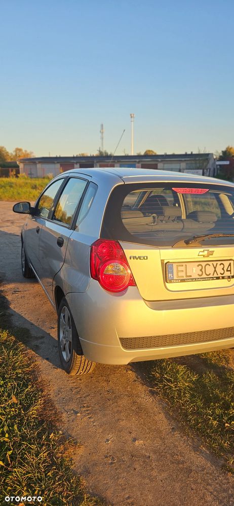 Chevrolet Aveo - 7