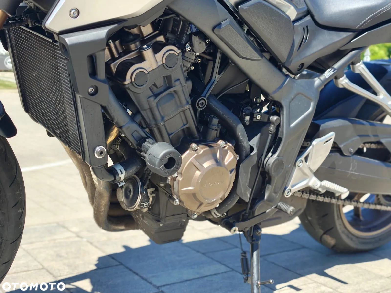 Honda CB - 8