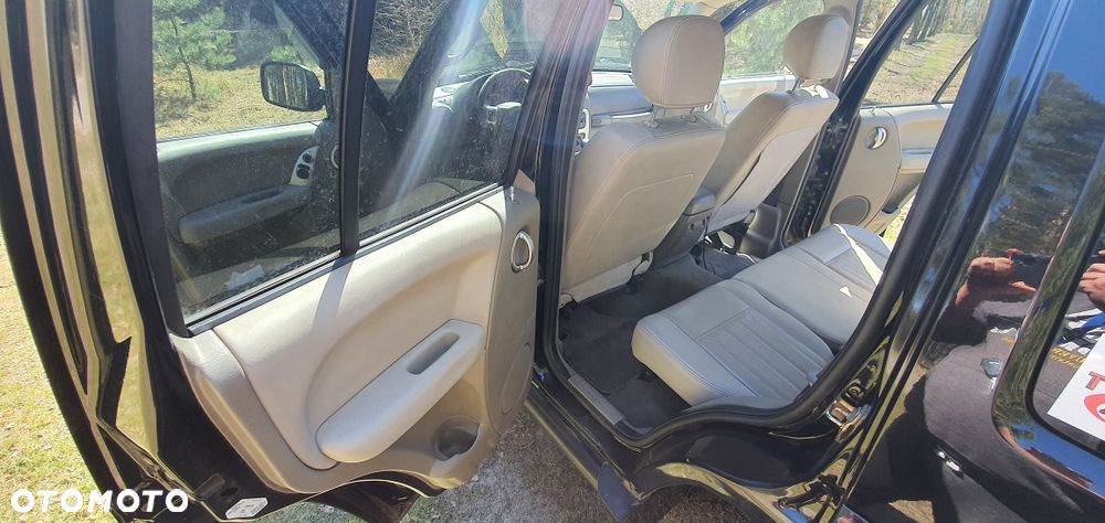 Jeep Liberty - 7