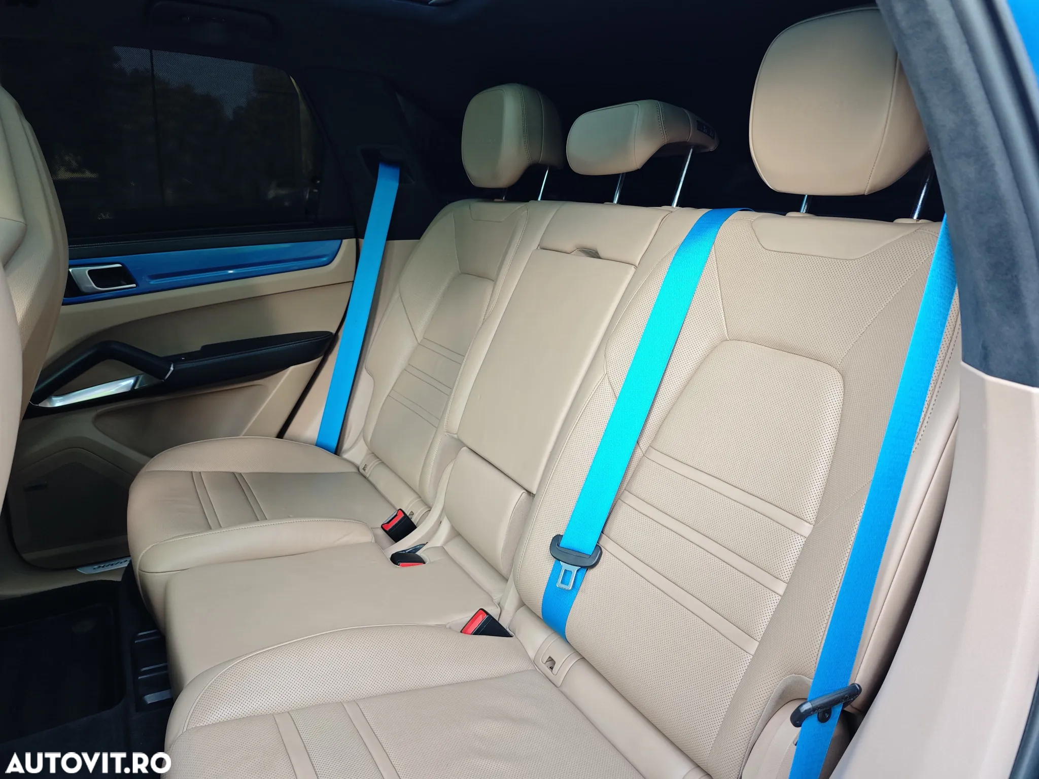 Porsche Cayenne Turbo Tiptronic S - 8