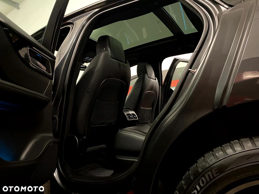 Jaguar F-Pace 20d AWD R-Sport - 25