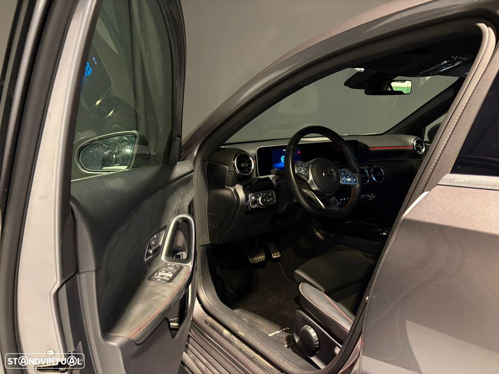 Mercedes-Benz A 250 Limousine e 8G-DCT AMG Line - 27