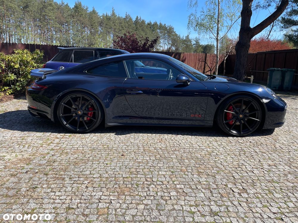 Porsche 911 - 28