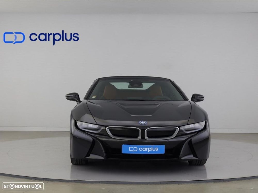 BMW i8 Roadster - 3