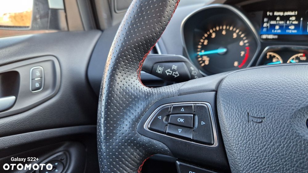 Ford Kuga 1.5 EcoBoost 2x4 ST-Line - 12