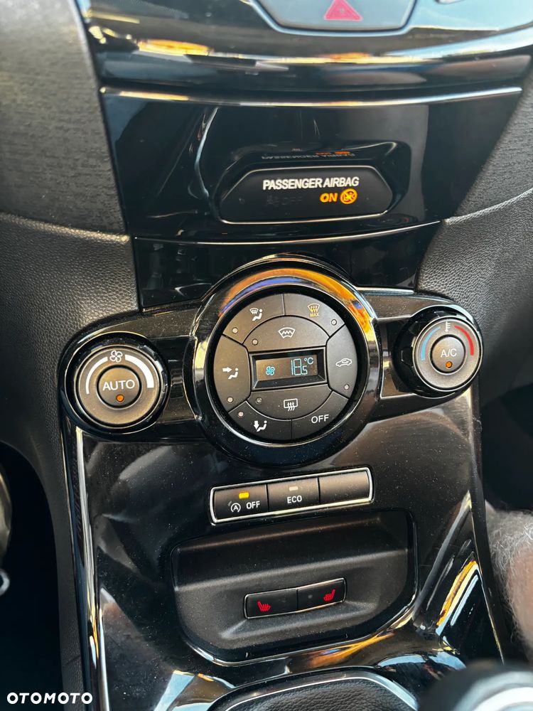 Ford Fiesta 1.0 EcoBoost STart-Stop ST-LINE - 11