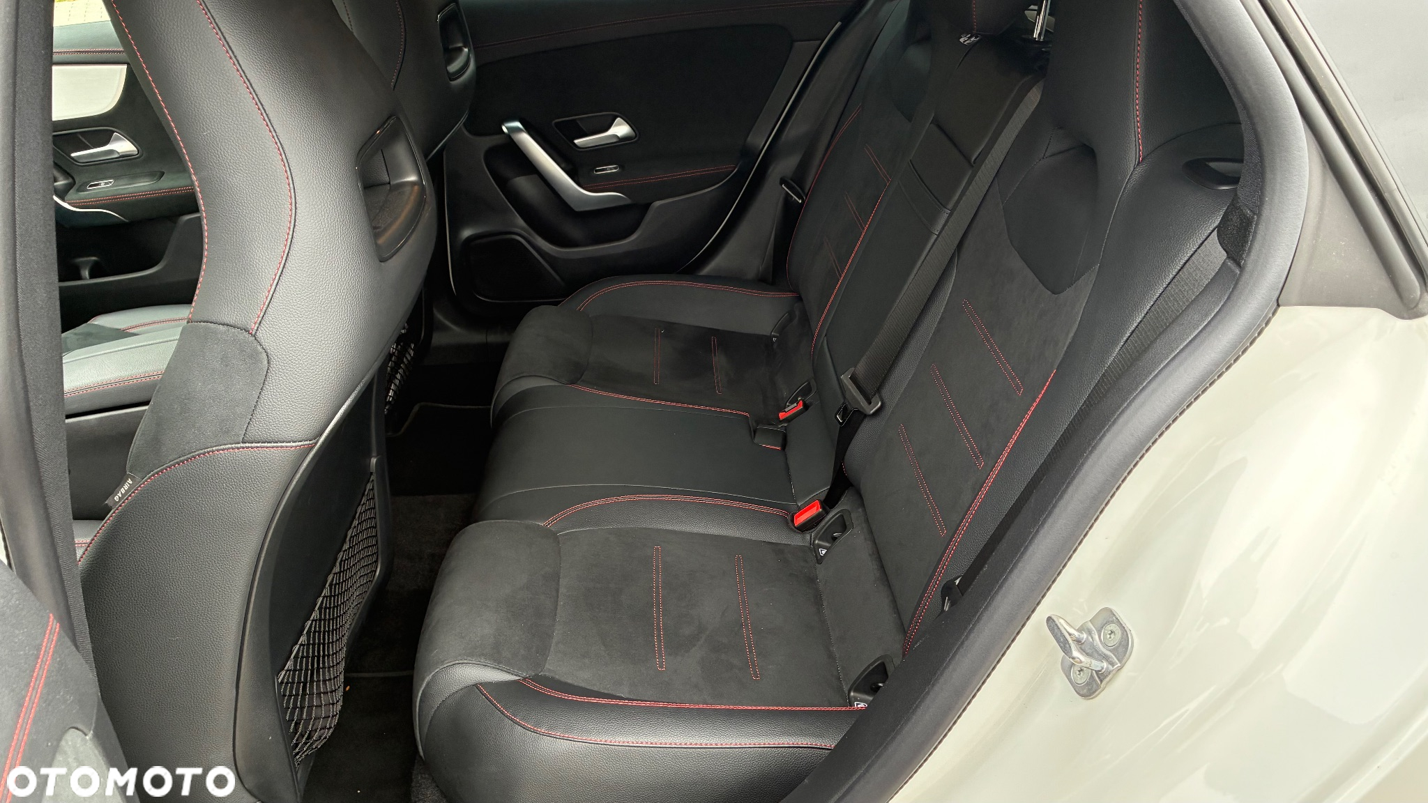 Mercedes-Benz CLA 200 d 4-Matic AMG Line 8G-DCT - 8