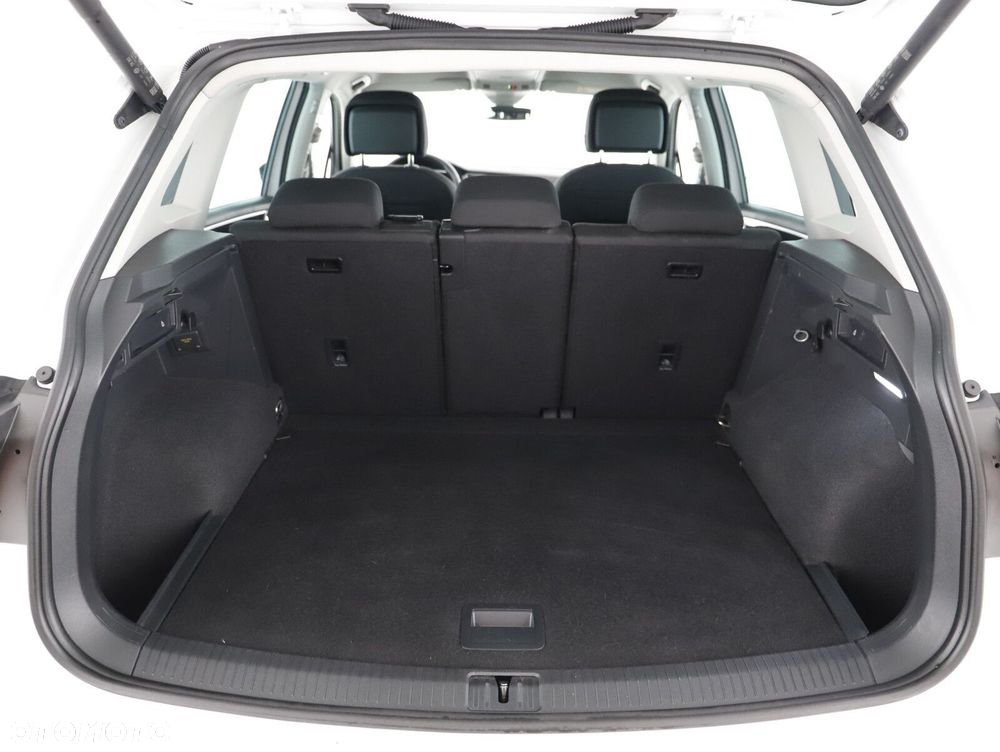 Volkswagen Tiguan 2.0 TDI SCR 4Mot Elegance DSG - 26