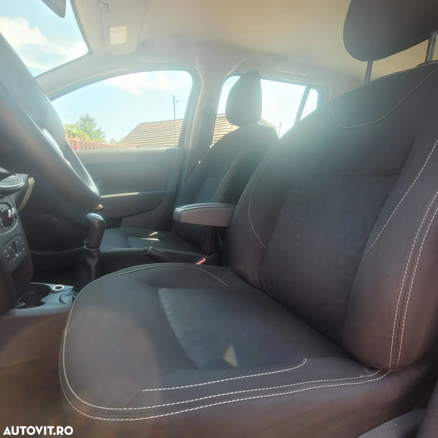 Dacia Logan MCV 0.9 TCe 90 CP Laureate - 8