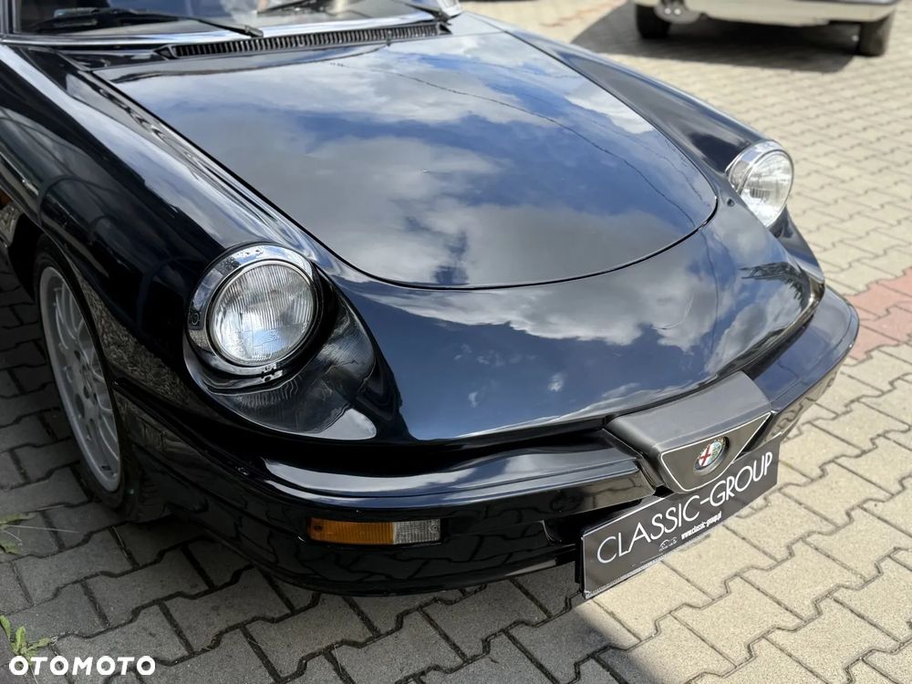 Alfa Romeo Spider 2.0 - 6