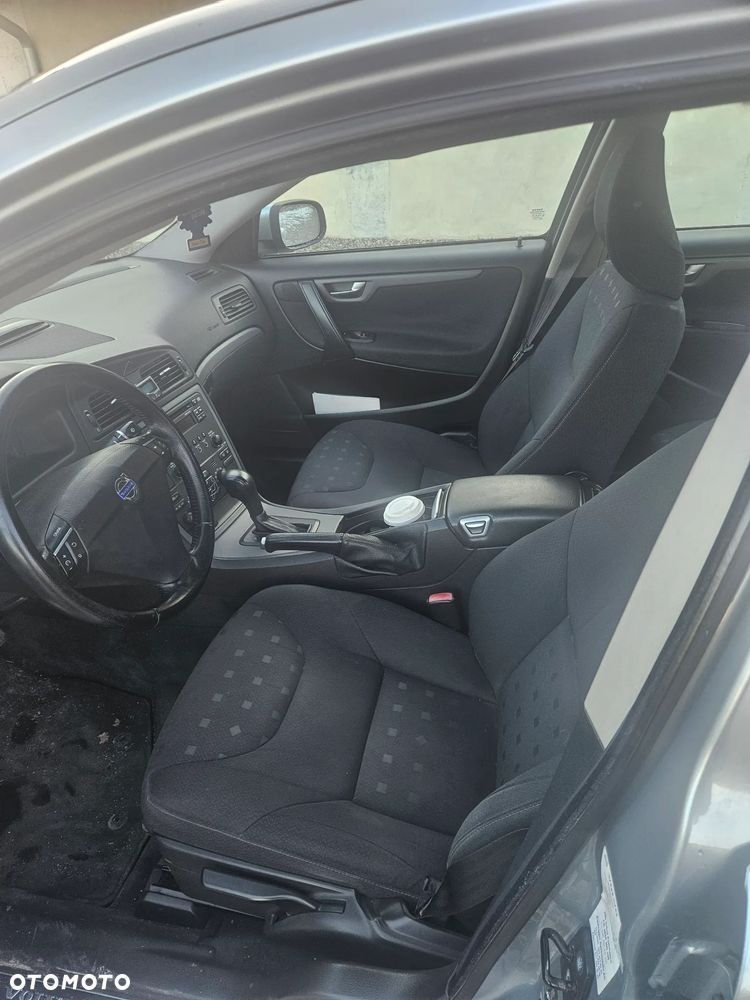 Volvo S60 2.4 Rubin - 19