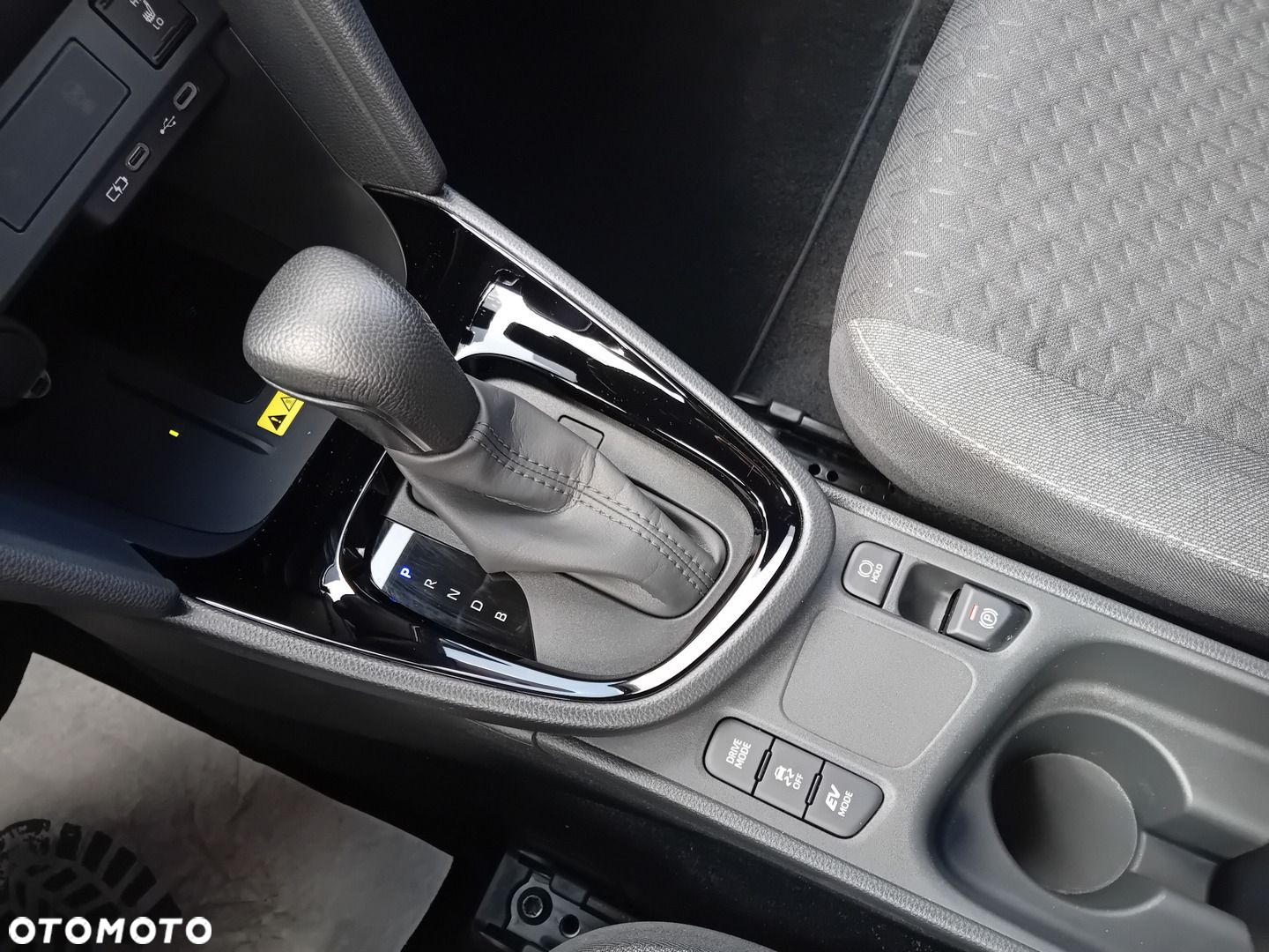 Toyota Yaris Cross - 16