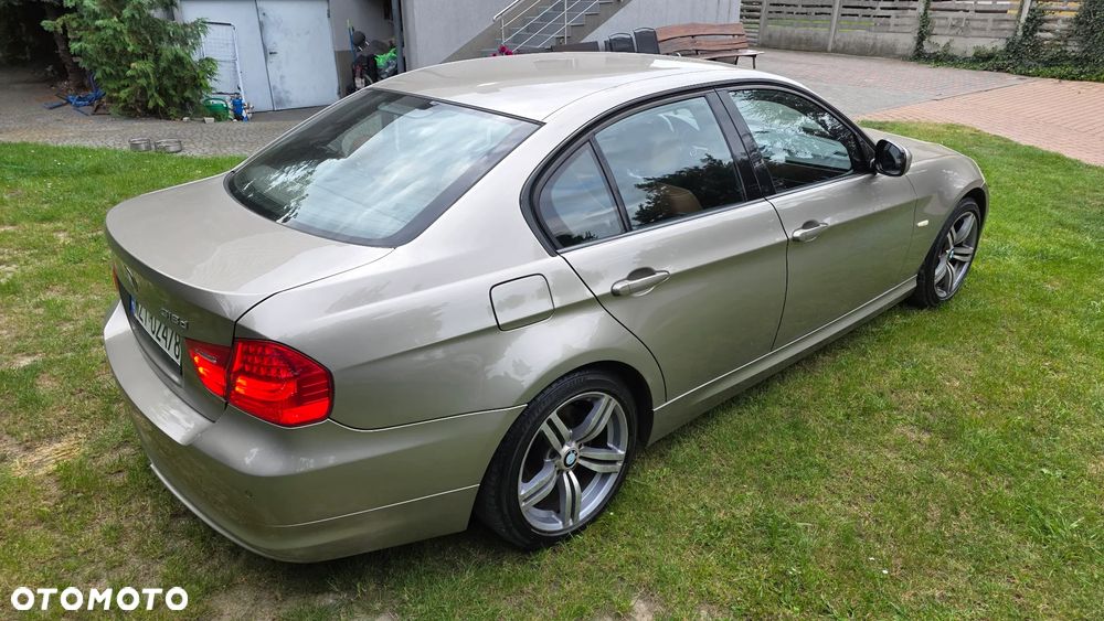 BMW Seria 3 318d - 18