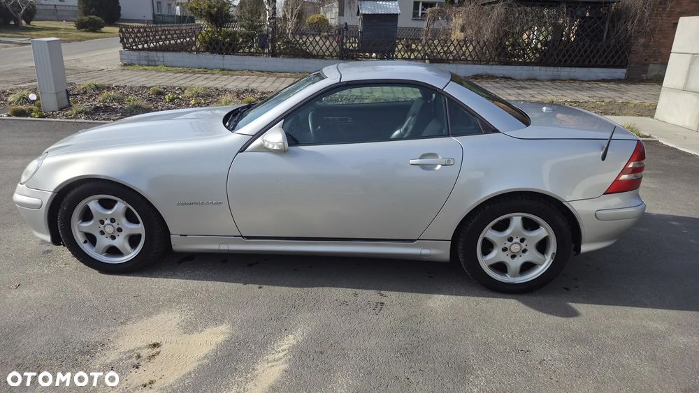 Mercedes-Benz SLK - 21