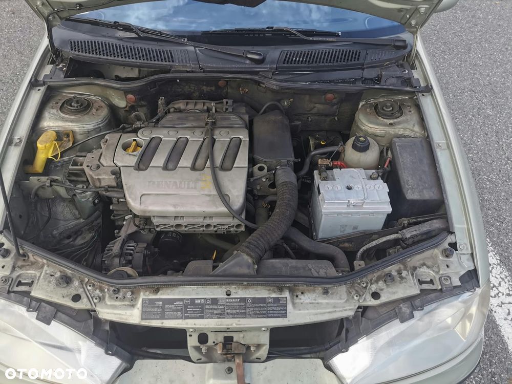 Renault Megane 1.4 RT 16V - 7