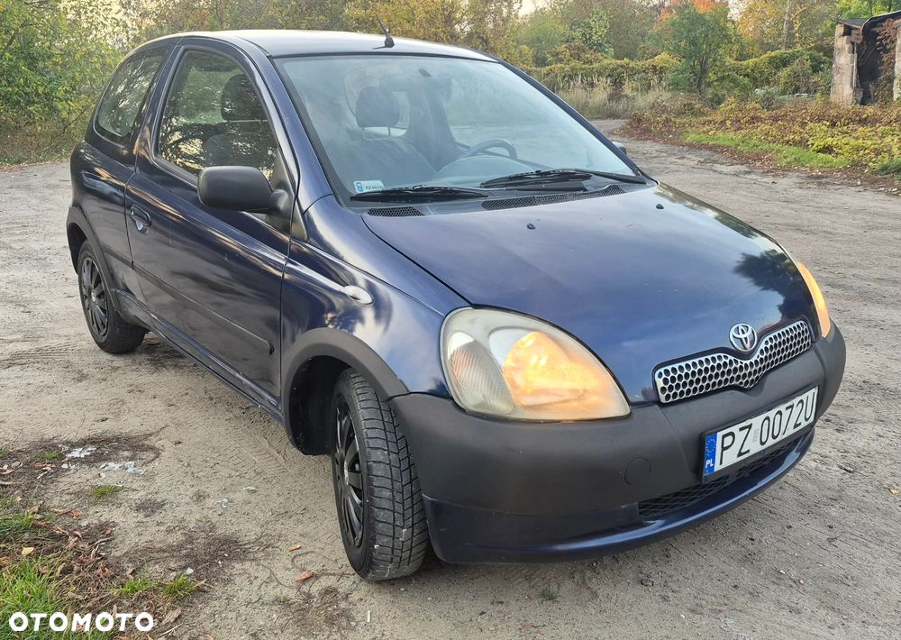 Toyota Yaris 2002 photo 2