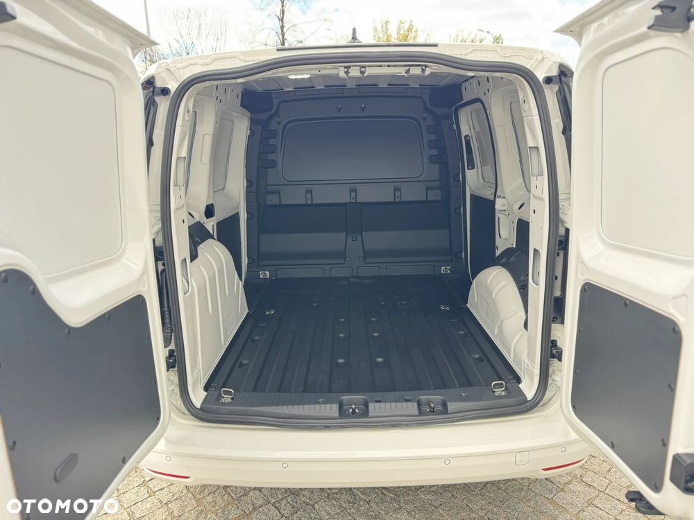 Volkswagen Caddy Cargo - 12
