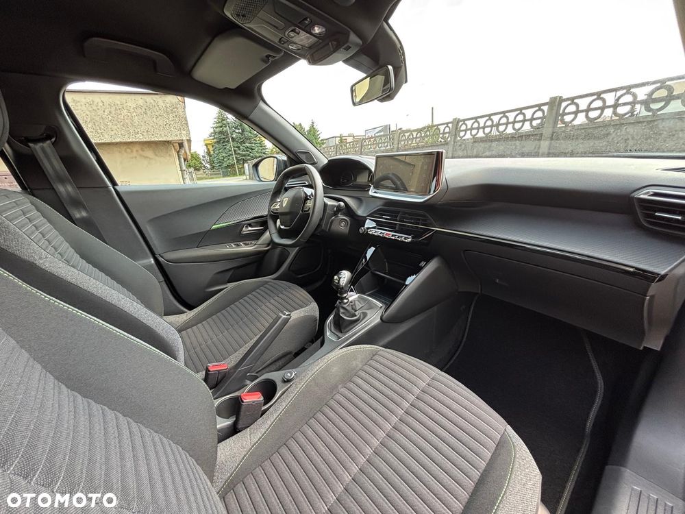 Peugeot 2008 1.2 PureTech Active Pack S&S - 23