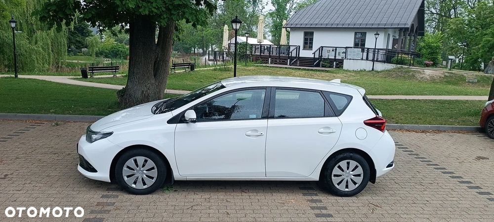 Toyota Auris 1.33 VVT-i Active - 2