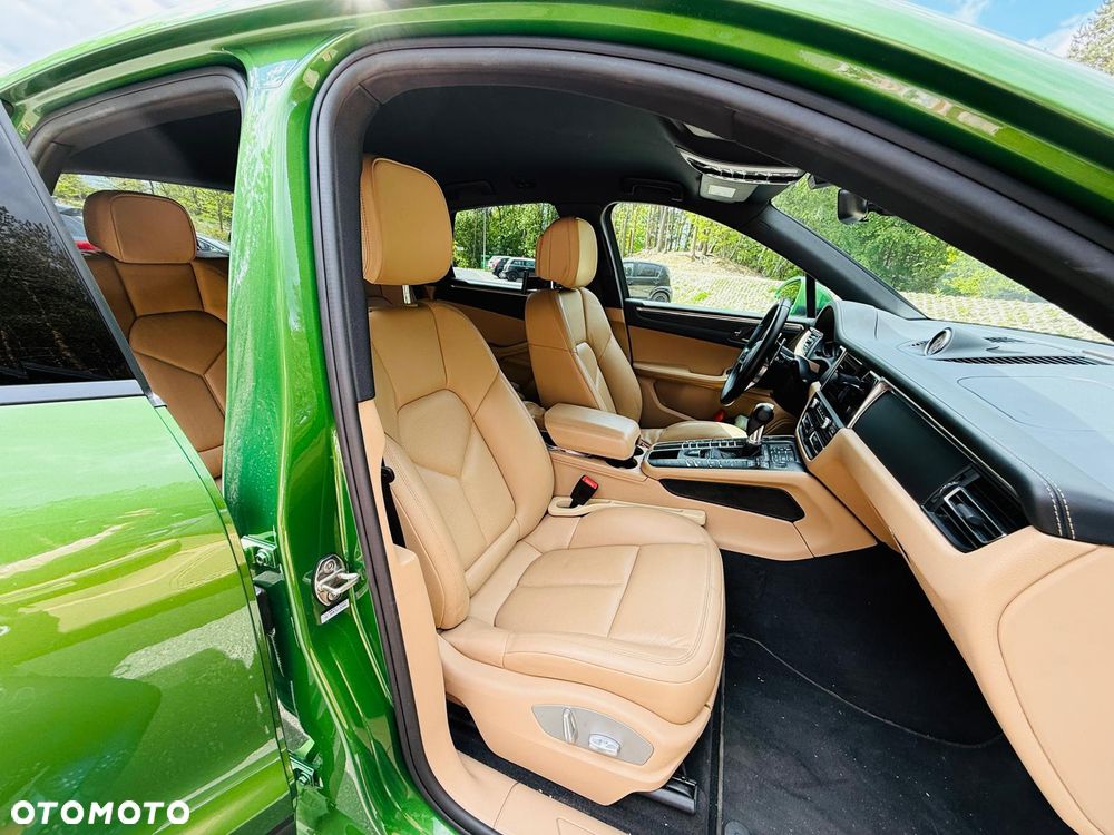 Porsche Macan - 13