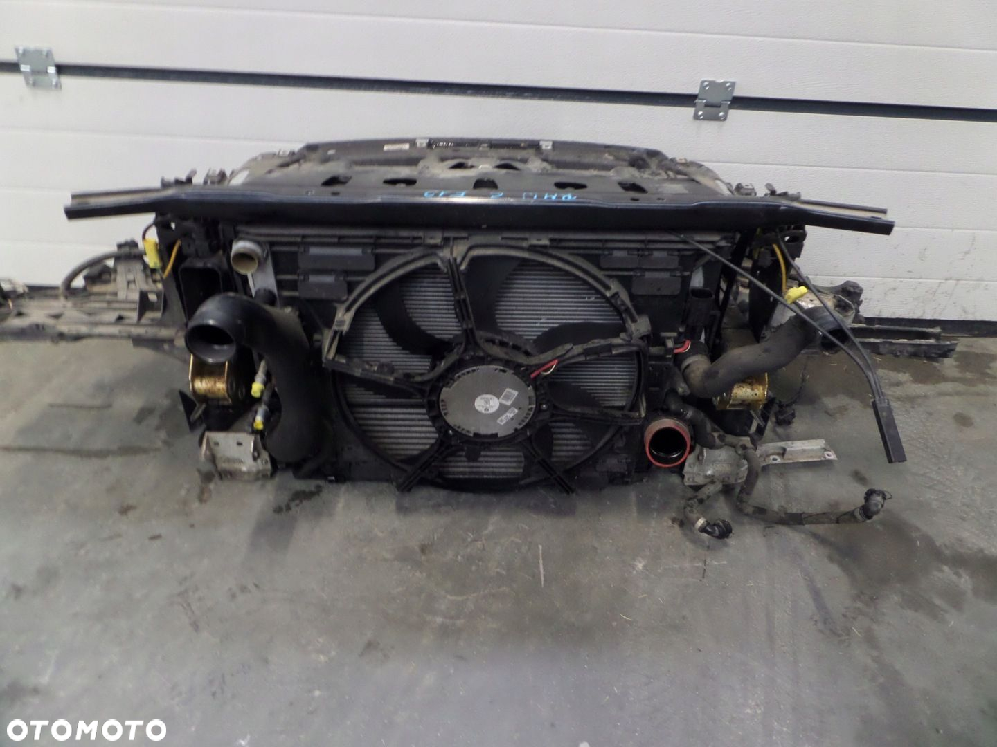 BMW F12 PAS PRZEDNI CHŁODNICE 640i 320 PS LCI - 5