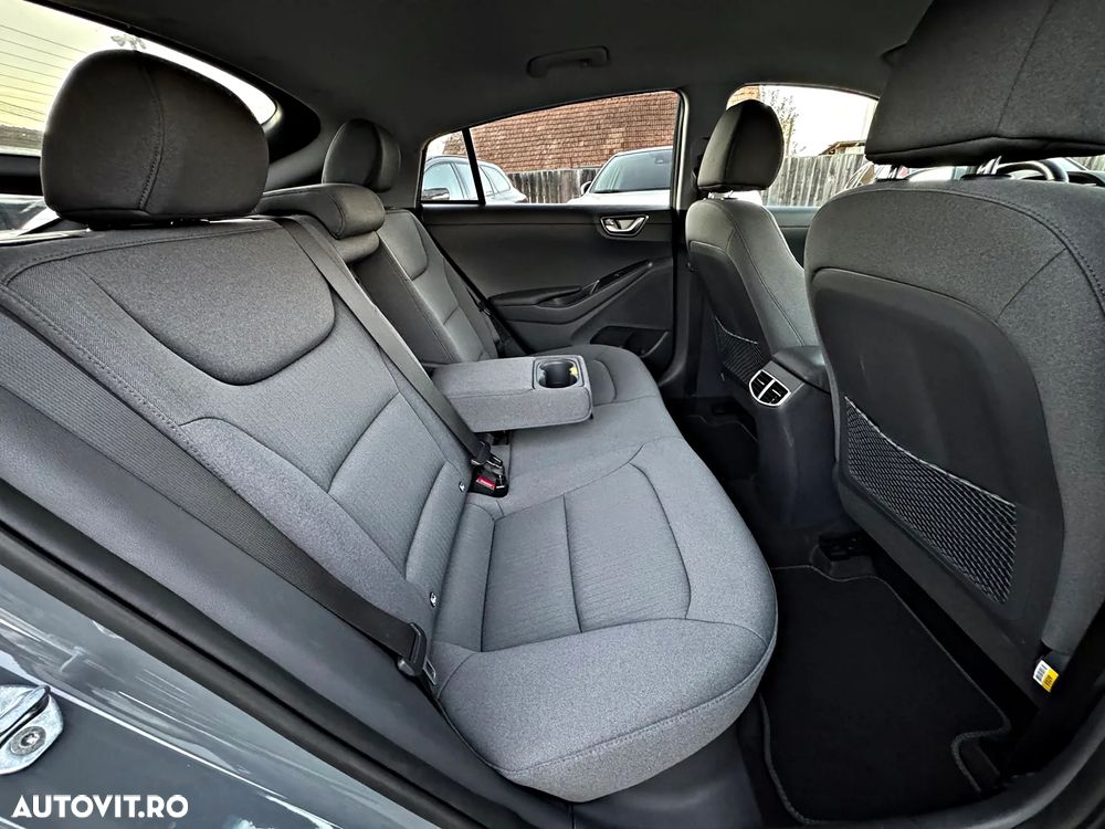 Hyundai IONIQ Plug-in-Hybrid 1.6 GDI Style - 8