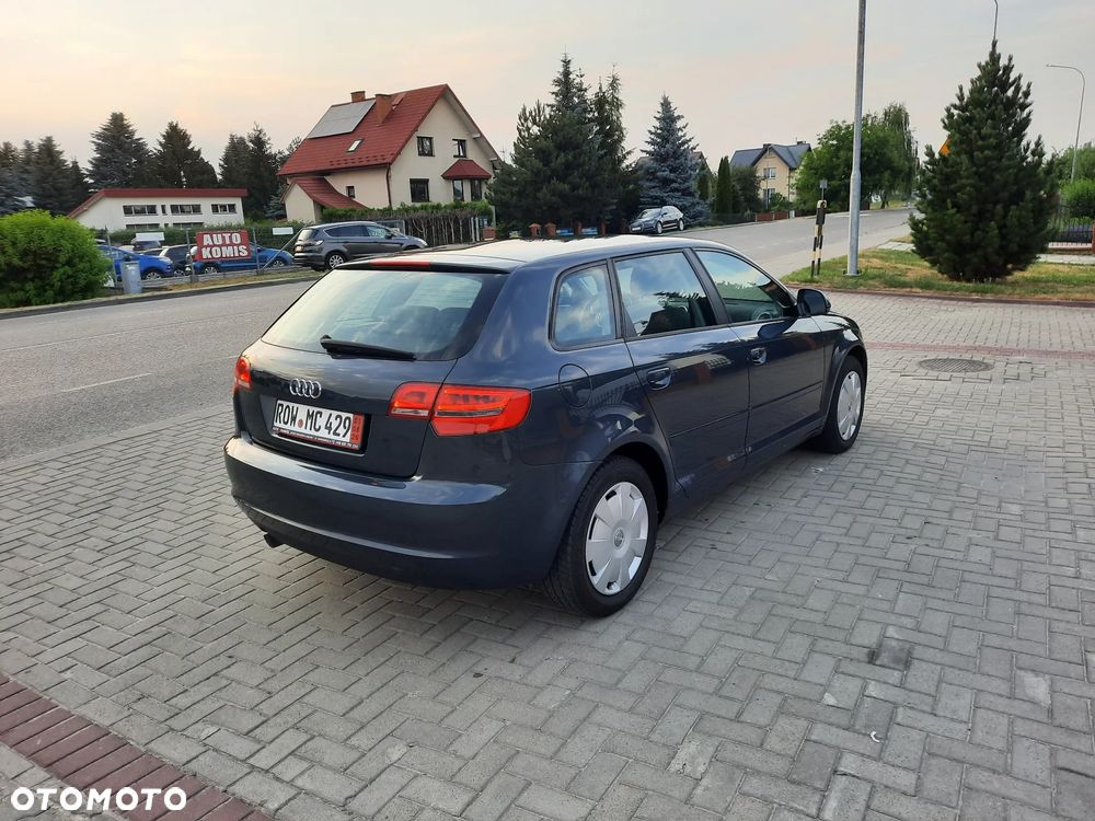 Audi A3 Sportback - 12