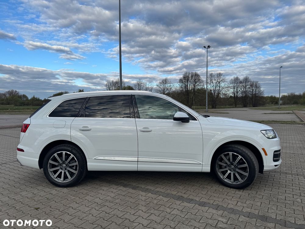 Audi Q7 3.0 TFSI Quattro Tiptronic - 4