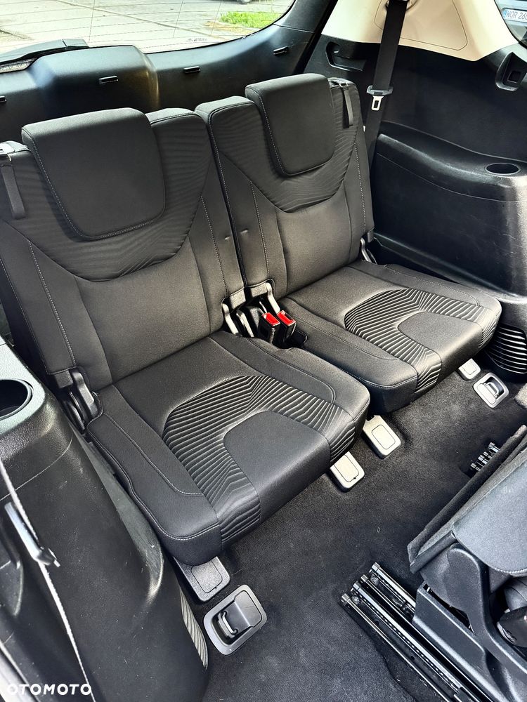 Ford S-Max 2.0 TDCi Business - 25