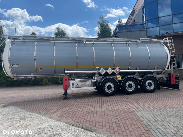 Van Hool ADR L4BH, 34000 litrów, 1 komora