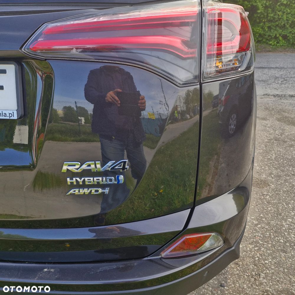 Toyota RAV4 - 16