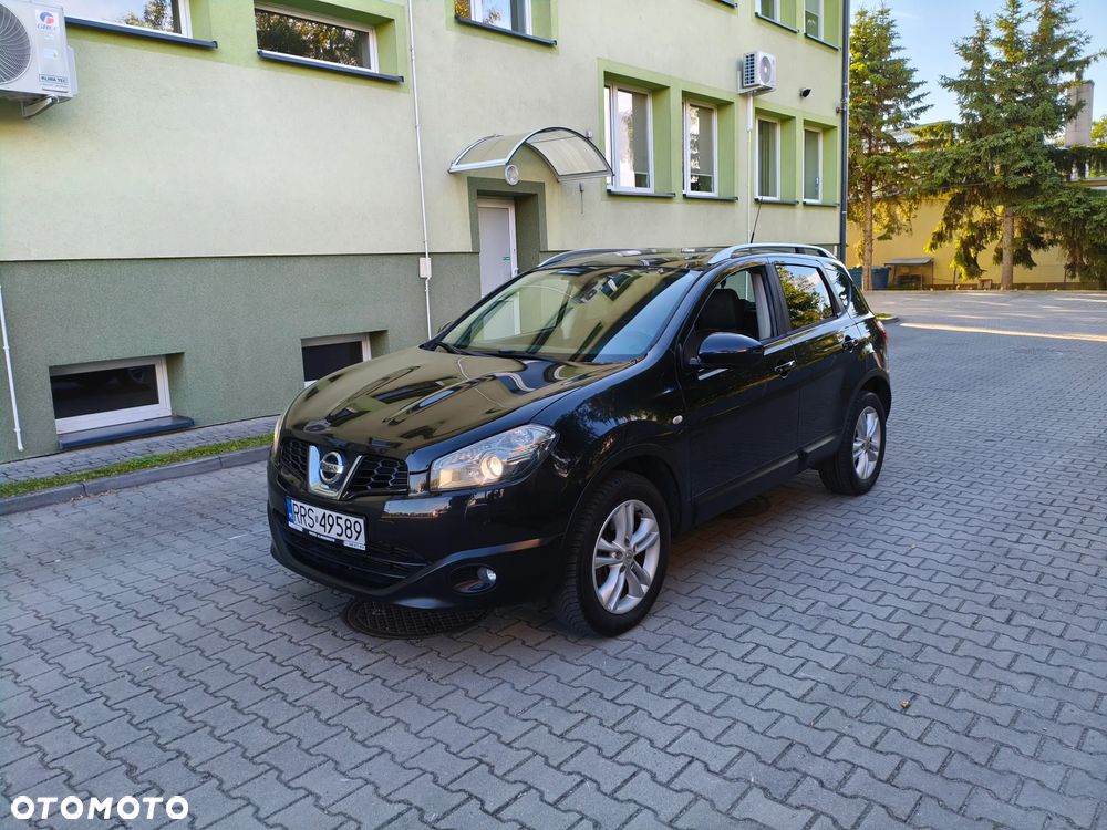 Nissan Qashqai 2.0 dCi 4 x 4 DPF tekna - 1
