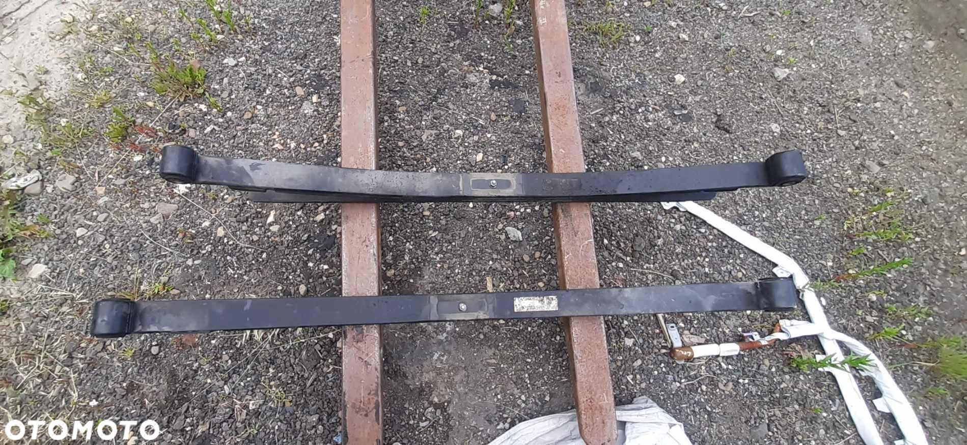 Resor VW Crafter II / Man TGE bliźniak koło podwójne 3piórowy resory - 2