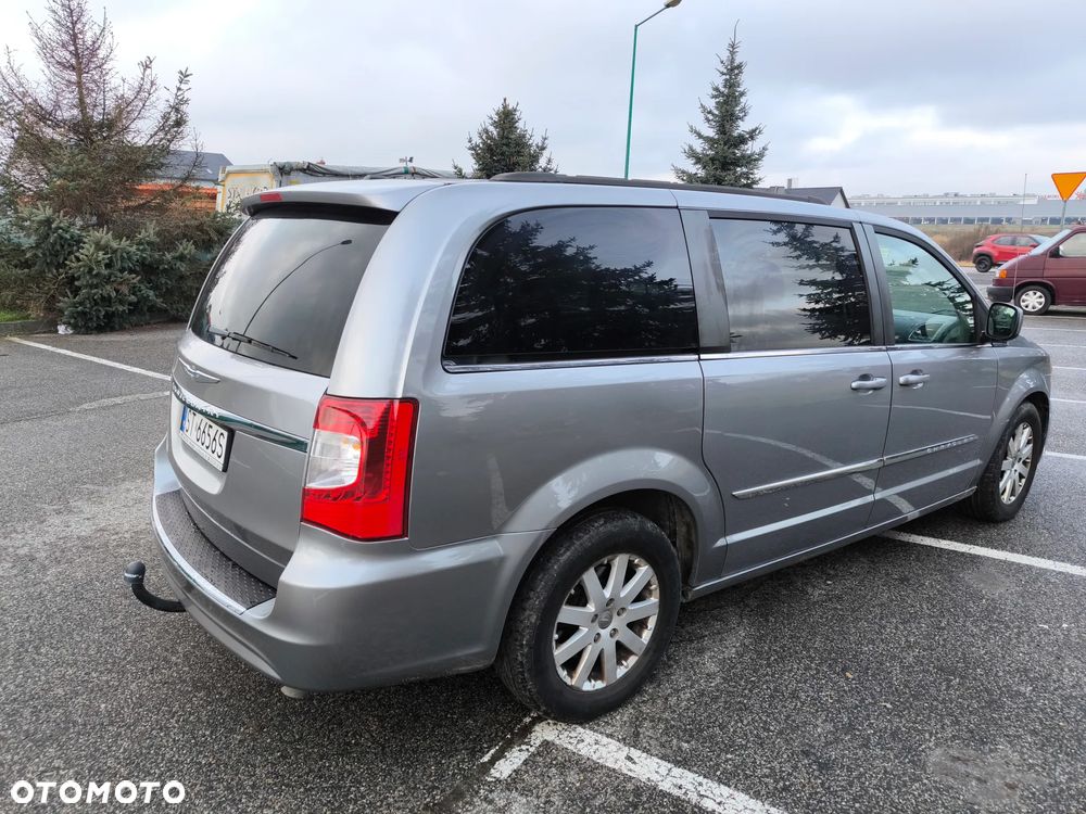 Chrysler Town & Country 3.6 Touring - 4