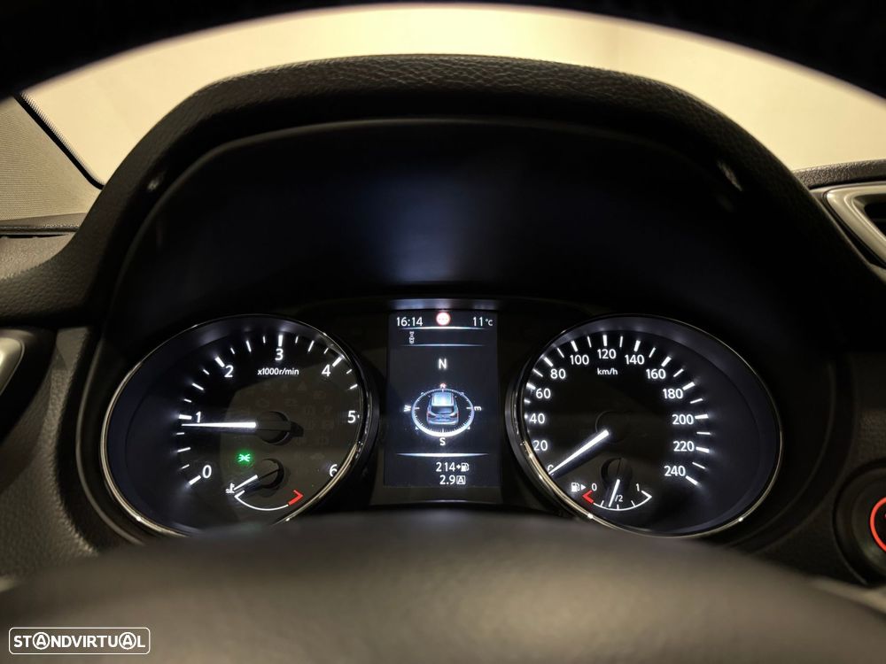 Nissan Qashqai 1.5 dCi N-Connecta 18 - 45