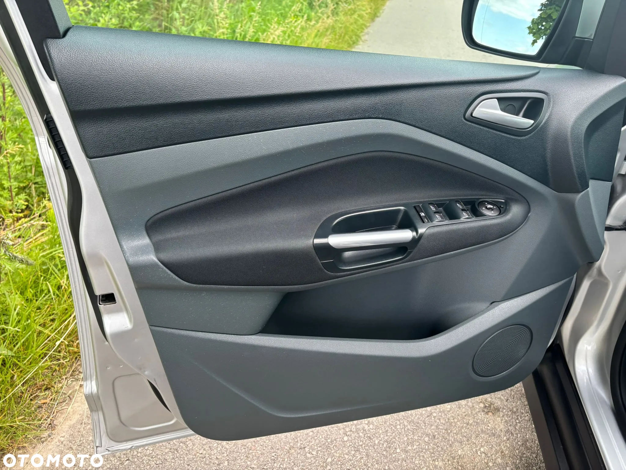 Ford C-MAX 1.6 TDCi Start-Stop-System SYNC Edition - 18