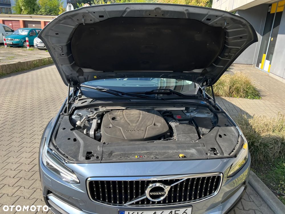 Volvo V90 Cross Country D5 AWD Momentum - 8