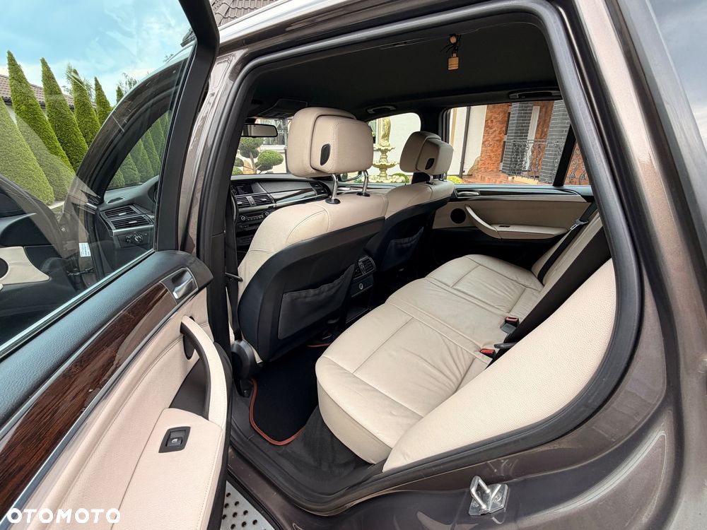 BMW X5 - 25