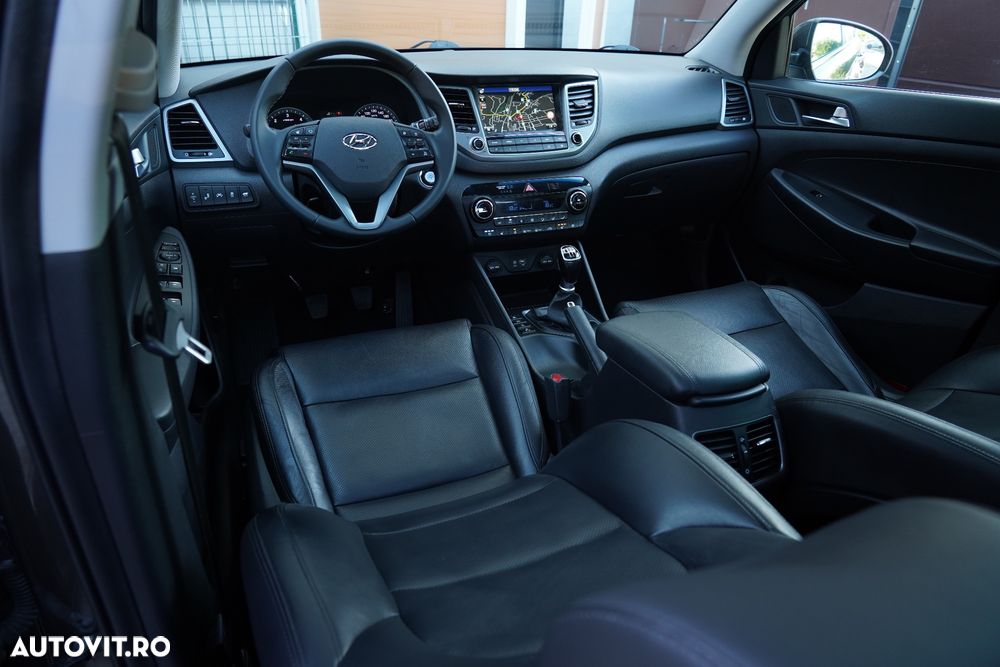 Hyundai Tucson 2.0 CRDI 4WD 6MT Style - 15